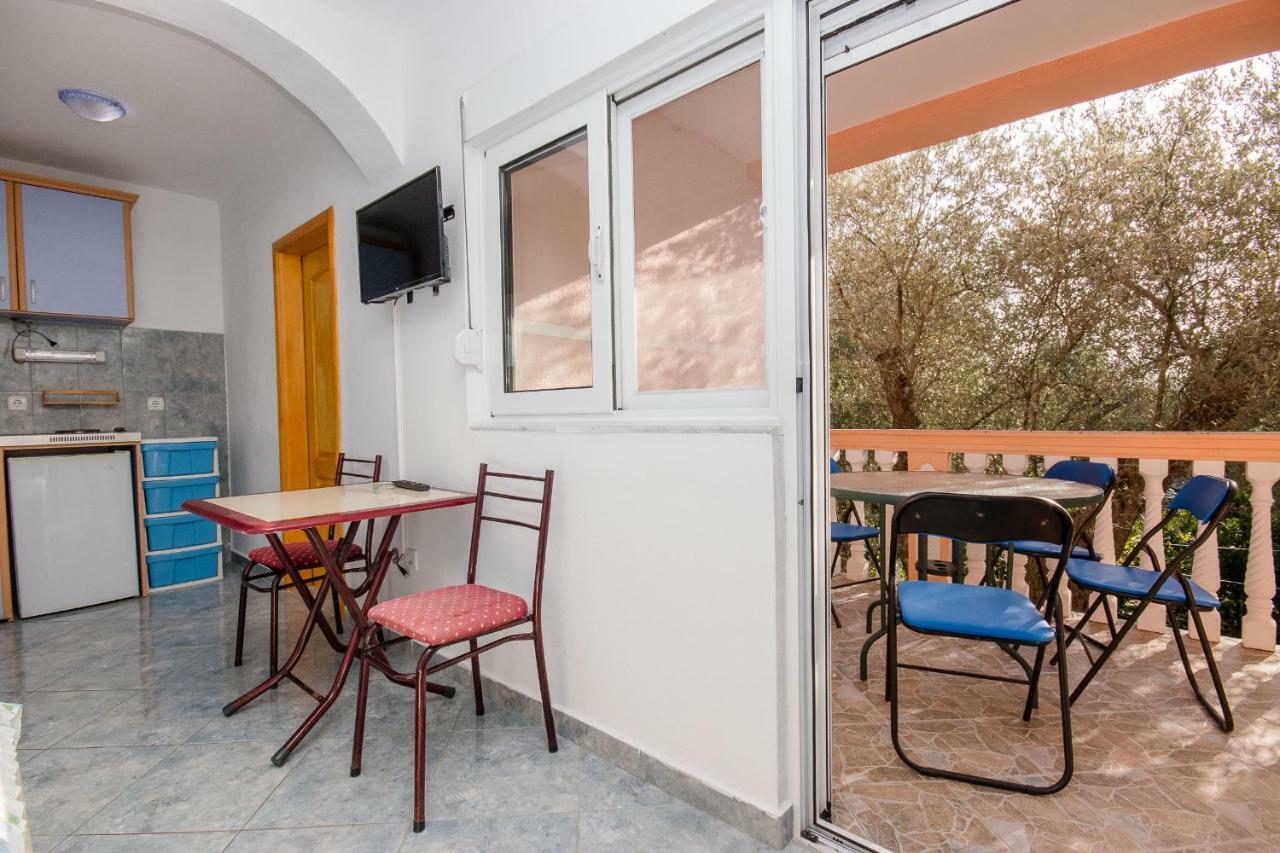 Apartments Duskic Utjeha Zewnętrze zdjęcie