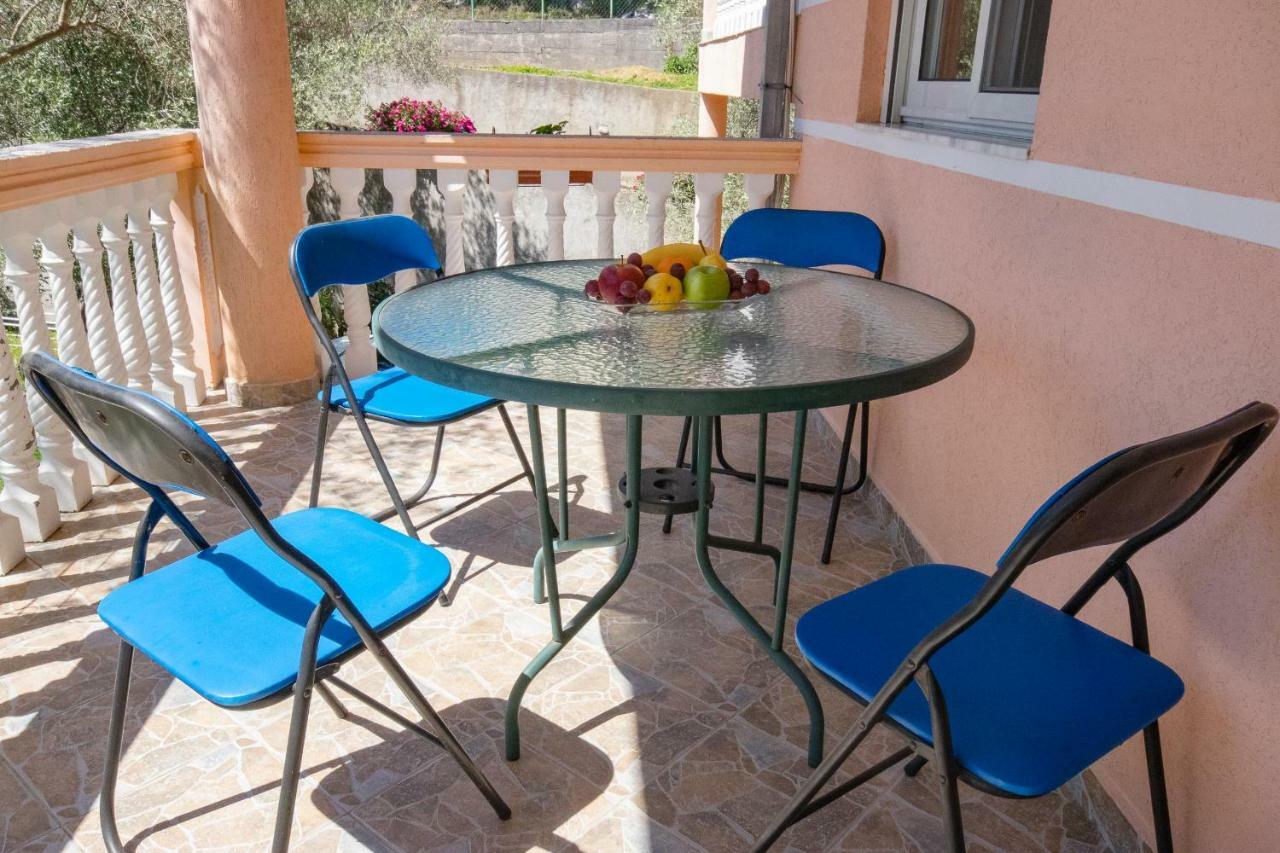 Apartments Duskic Utjeha Zewnętrze zdjęcie
